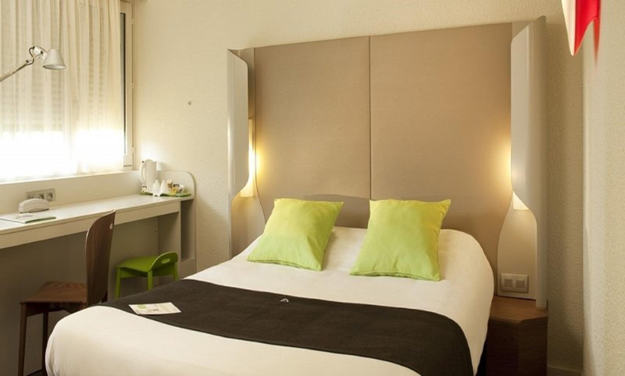 Campanile Marne La Vallée - Saint-georges Hotel 3*
