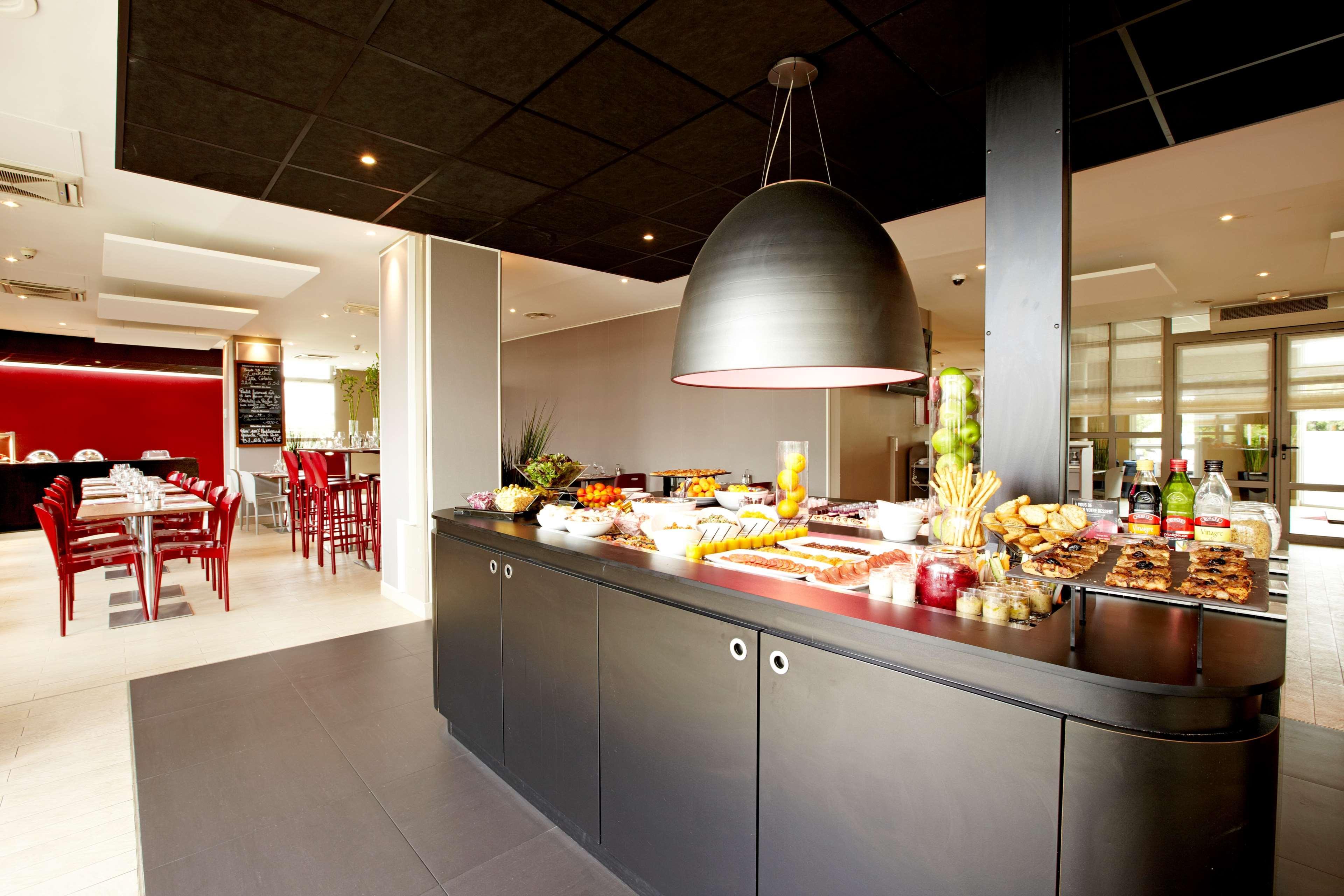 Campanile Marne La Vallee - Saint-georges 3*