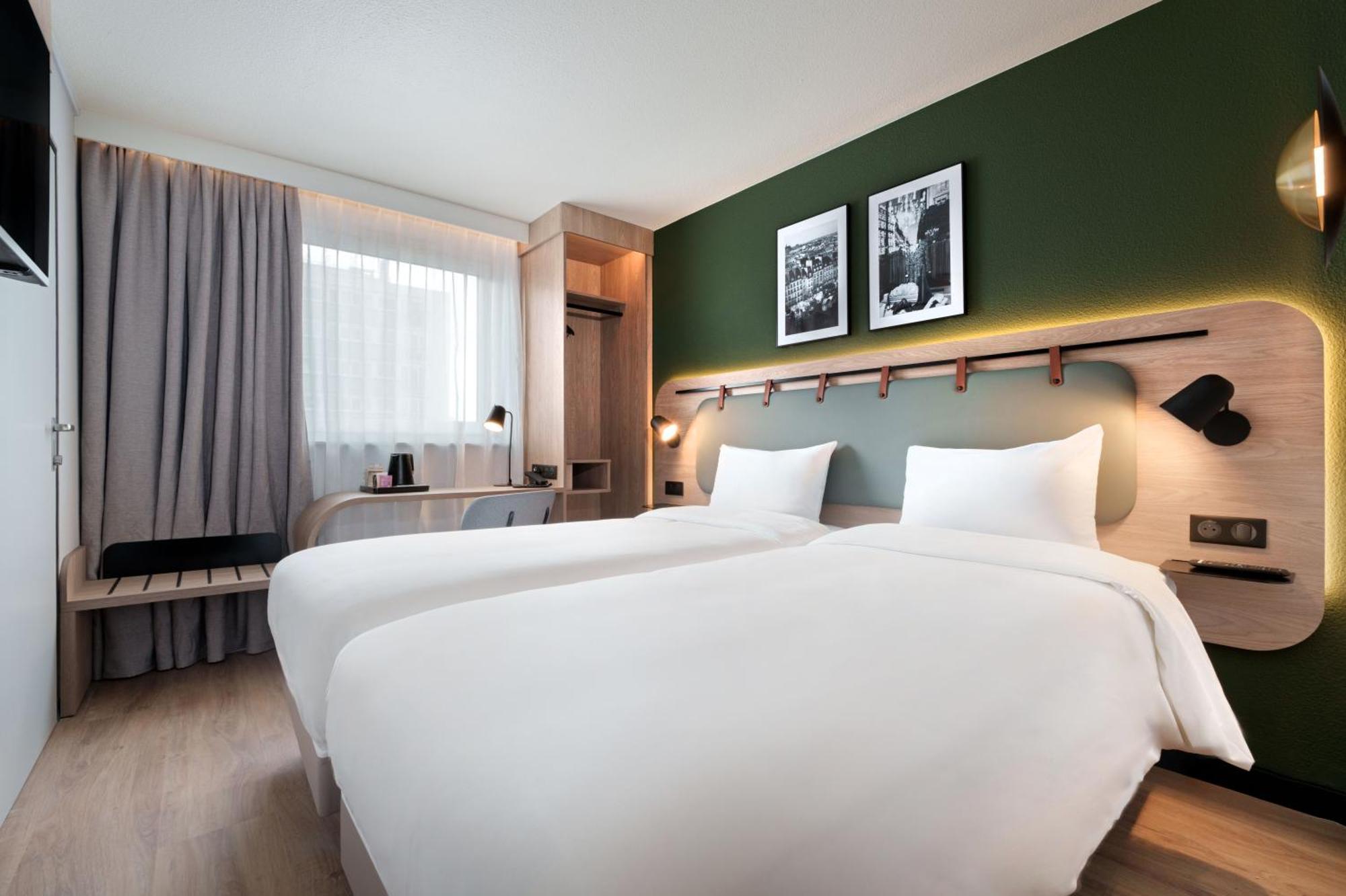 Campanile Marne La Vallee - Saint-georges Hotel